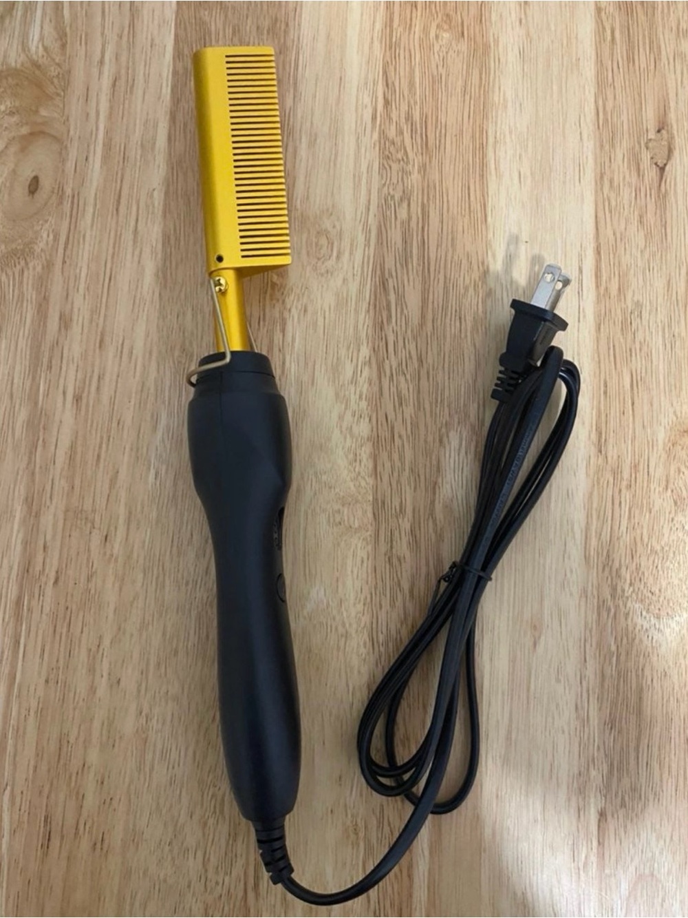 Brand New Heated Straightening Comb Hot Comb